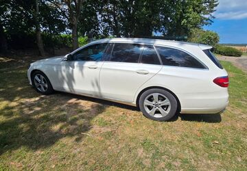 Mercedes-Benz E 220 177.000 km 20.500 &euro; Rubenow 17509