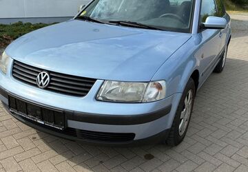 VW Passat 172.400 km 1.990 &euro; Greifswald 17489