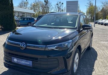 VW Tiguan 7.653 km 33.490 &euro; Grimmen 18507