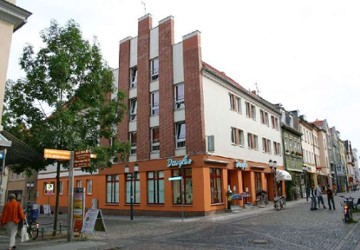 Wohnung Greifswald Innenstadt - 3 Zimmer, 105 m&sup2;, 965&euro; | Angebot:27094889