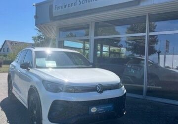 VW Tiguan 1.501 km 53.490 &euro; Grimmen 18507