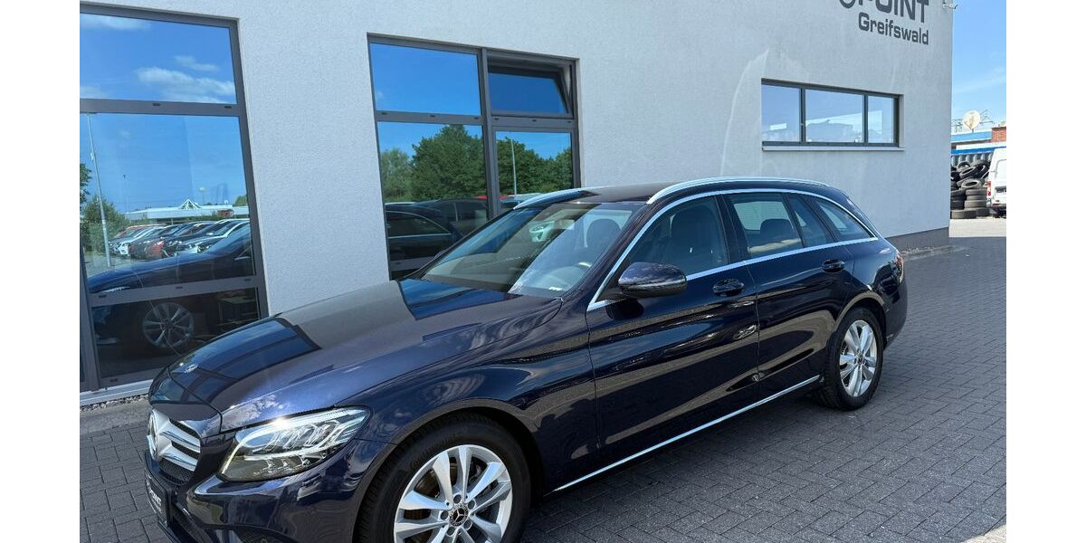 Mercedes-Benz C 220 46.623 km 26.990 &euro; Greifswald 17489